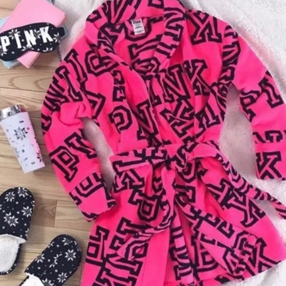 Victoria’s Secret PINK Logo Cozy Robe